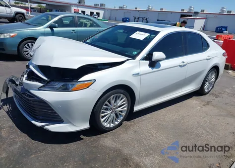 2018 Toyota Camry Hybrid Xle из США, поврежденный, VIN 4T1B21HK5JU006199
